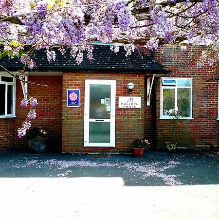 Malvern House High Wycombe Exterior foto